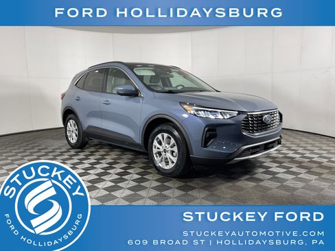 Used 2023 Ford Escape Active w/ Tech Pack #2 image 1