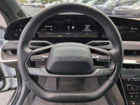 Used 2025 Lucid Air Grand Touring AWD/4WD image 17