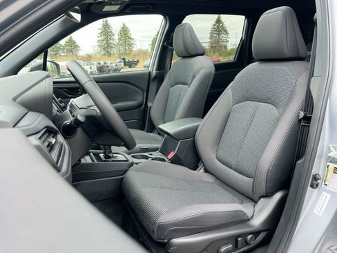 Used 2025 Subaru Forester Premium AWD/4WD image 19