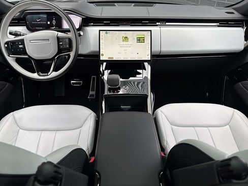 Certified 2025 Land Rover Range Rover Sport Autobiography AWD/4WD image 18
