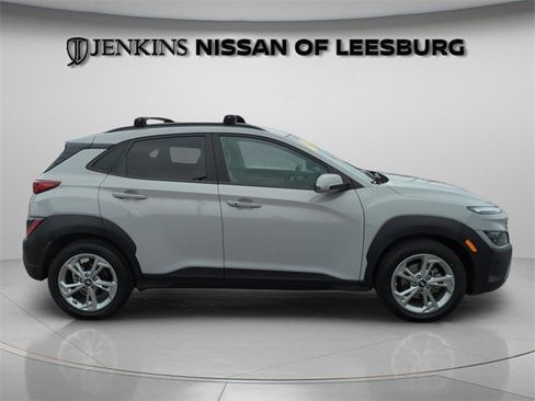 Used 2023 Hyundai Kona SEL image 6