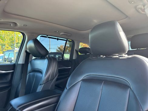 Used 2023 Jeep Grand Cherokee 30th Anniversary image 15