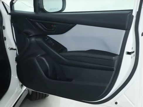 Used 2022 Subaru Crosstrek 2.0i Premium w/ Moonroof Package image 34