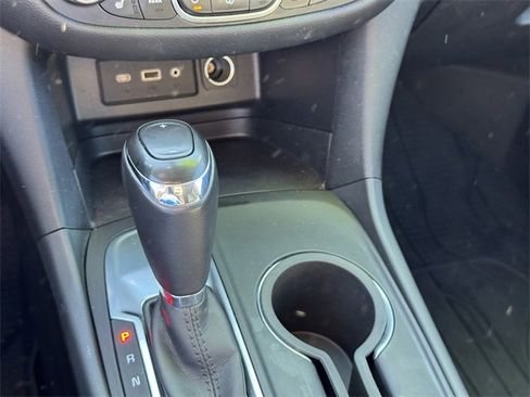 Certified 2019 Chevrolet Equinox LT image 17