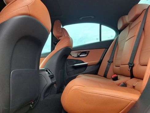 Used 2023 Mercedes-Benz C 300 Sedan w/ Exclusive Trim Package image 9