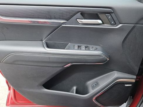 Used 2024 GMC Acadia Elevation w/ Luxury Package image 25