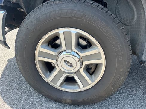Used 2005 Ford F150 XLT AWD/4WD image 23