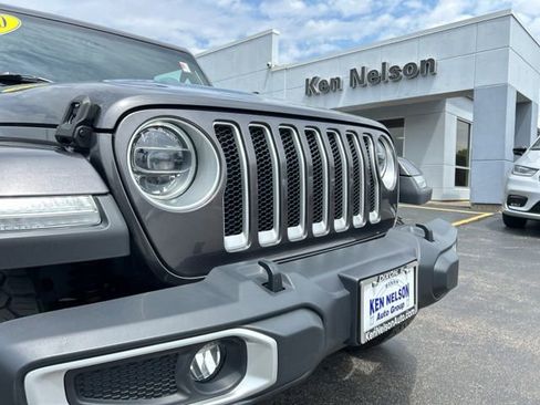 Used 2020 Jeep Wrangler Unlimited Sahara AWD/4WD image 4