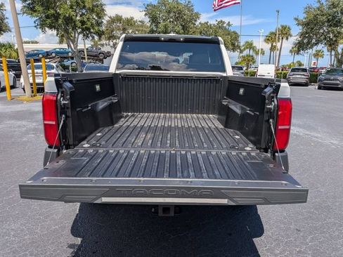Used 2025 Toyota Tacoma SR w/ SR Upgrade Package RWD image 12