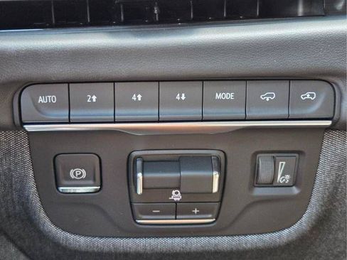 New 2026 Cadillac Escalade Platinum Sport w/ LPO, ONYX Package AWD/4WD image 31