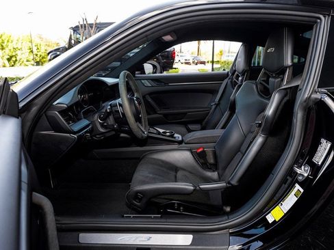 Used 2022 Porsche 911 GT3 image 28