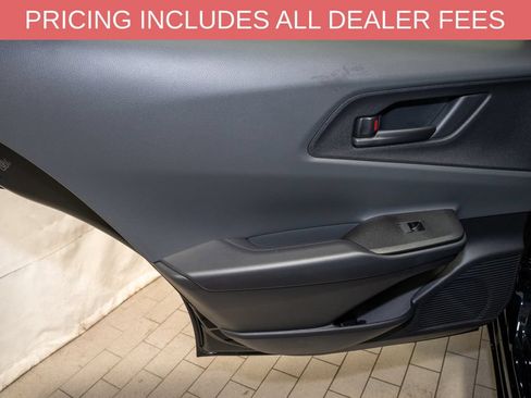 Used 2026 Toyota Prius LE FWD image 9