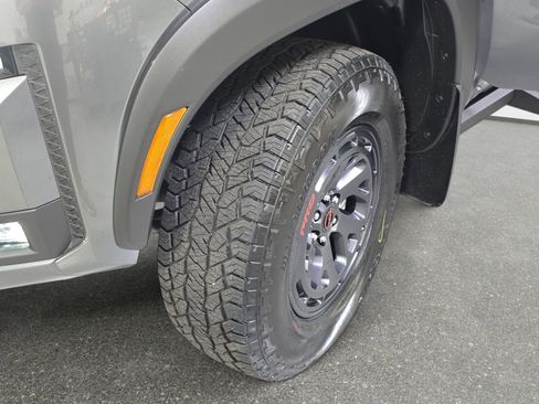 New 2026 Nissan Frontier PRO-4X w/ Pro-4x Convenience Package image 30