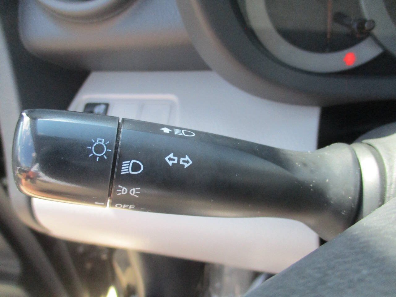 Used 2012 Toyota RAV4 4WD w/ Value Pkg image 32