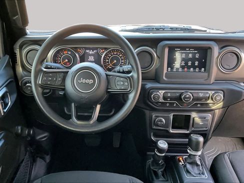Used 2023 Jeep Wrangler Sport AWD/4WD image 7