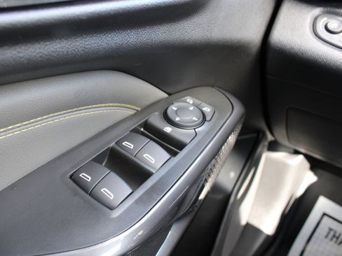 Used 2025 Chevrolet Trax ACTIV w/ Driver Confidence Package image 26