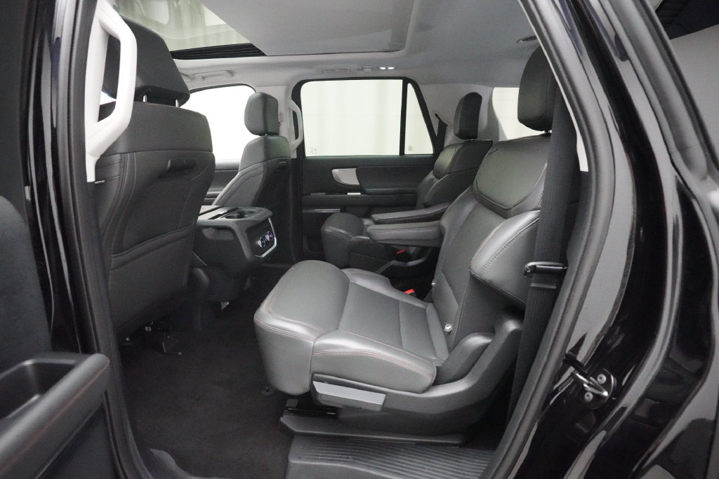 Used 2025 Ford Expedition Max Active AWD/4WD image 16