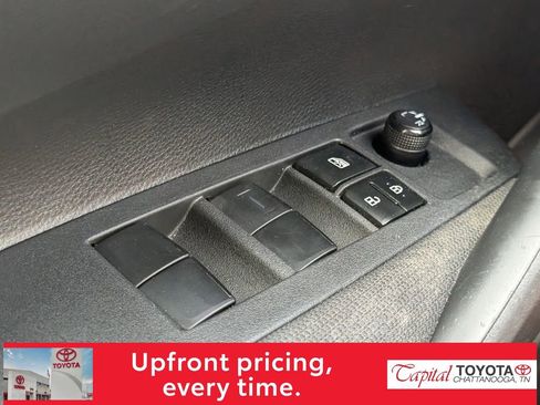 Used 2021 Toyota Corolla LE w/ Carpet Mat Package (TMS) image 13