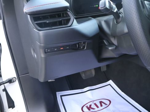 Used 2025 Dodge Charger Daytona R/T w/ Quick Order Package 25M R/T AWD/4WD image 22