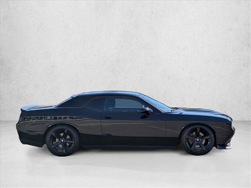 Used 2021 Dodge Challenger R/T w/ Blacktop Package image 4