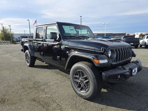 New 2025 Jeep Gladiator Sport image 1