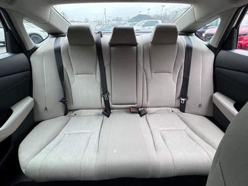 Used 2025 Honda Accord SE image 31