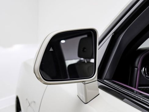 Used 2022 Rolls-Royce Cullinan Black Badge AWD/4WD image 39