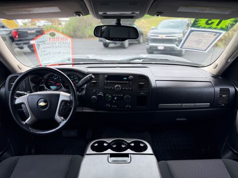 Used 2013 Chevrolet Silverado 2500 LT w/ Interior Plus Package image 19