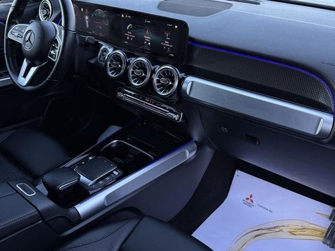 Used 2022 Mercedes-Benz EQB 300 EQB300 4MATIC image 29