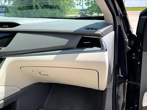 Used 2023 Cadillac XT5 Premium Luxury w/ Technology Package image 19