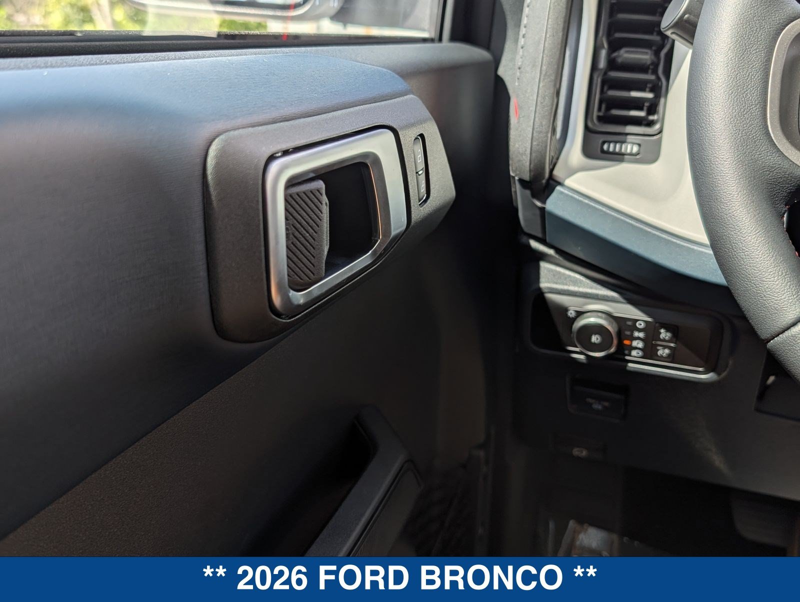 New 2026 Ford Bronco Heritage Edition AWD/4WD image 25