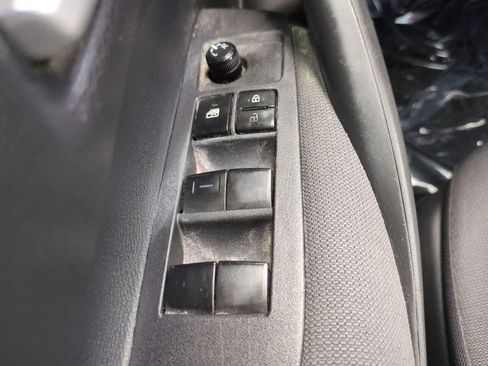 Used 2021 Toyota Corolla LE FWD image 21
