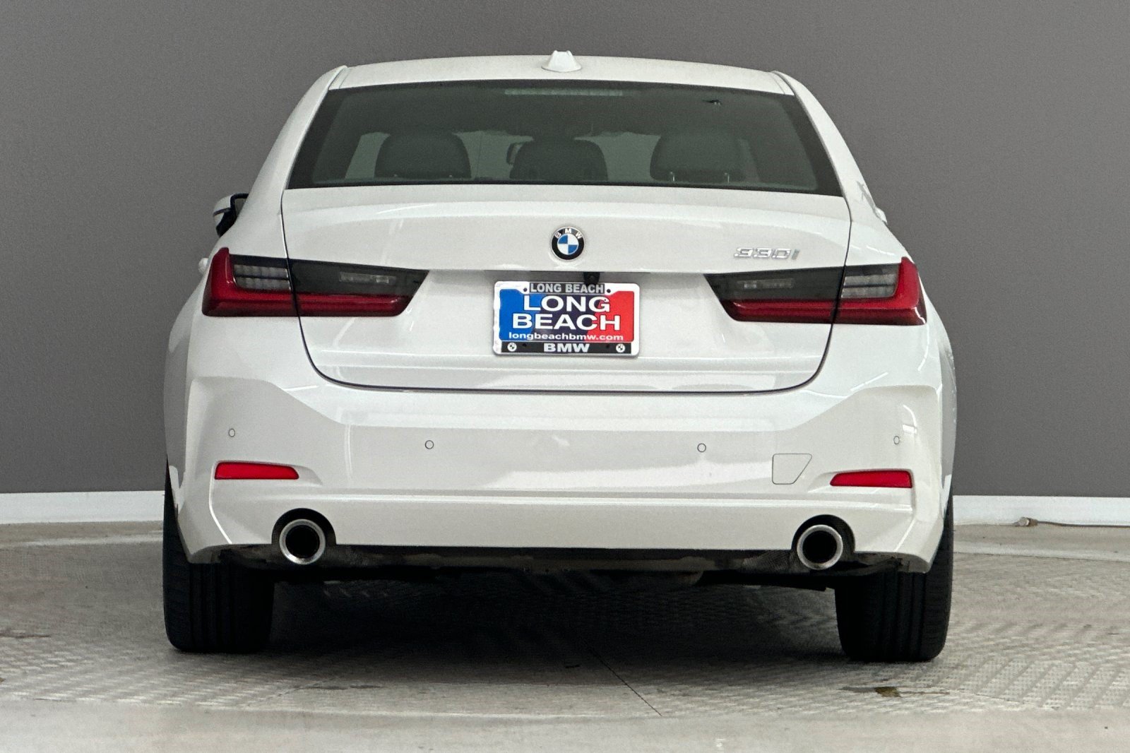 Certified 2024 BMW 330i Sedan w/ Premium Package RWD image 9