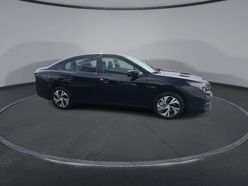 Used 2025 Subaru Legacy Premium AWD/4WD image 2