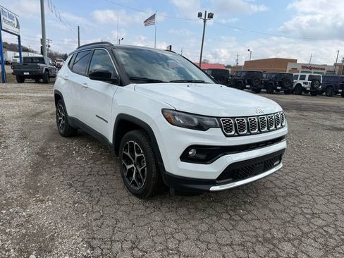 Used 2025 Jeep Compass Limited w/ Sun & Sound Group image 2