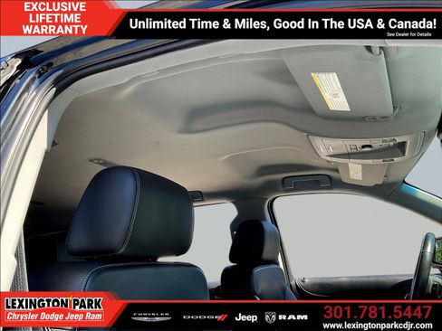 Used 2018 Chevrolet Tahoe LT w/ LT Midnight Edition RWD image 27