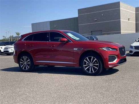 New 2025 Jaguar F-PACE R-Dynamic S image 4