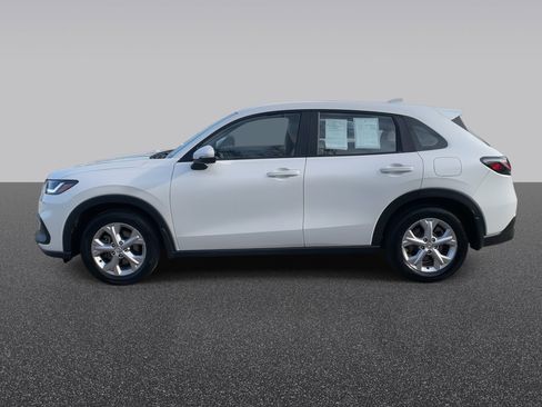 Certified 2024 Honda HR-V LX image 6