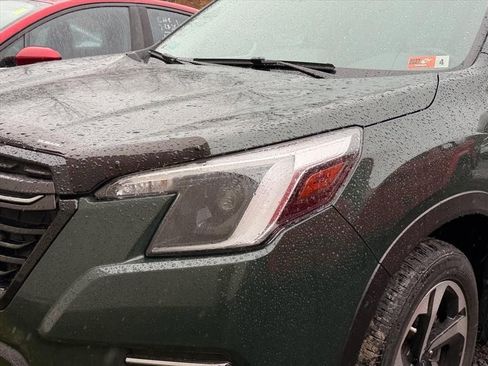 Used 2023 Subaru Forester Touring image 4