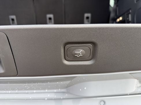 New 2025 Ford Expedition Platinum w/ Stealth Performance Package image 21