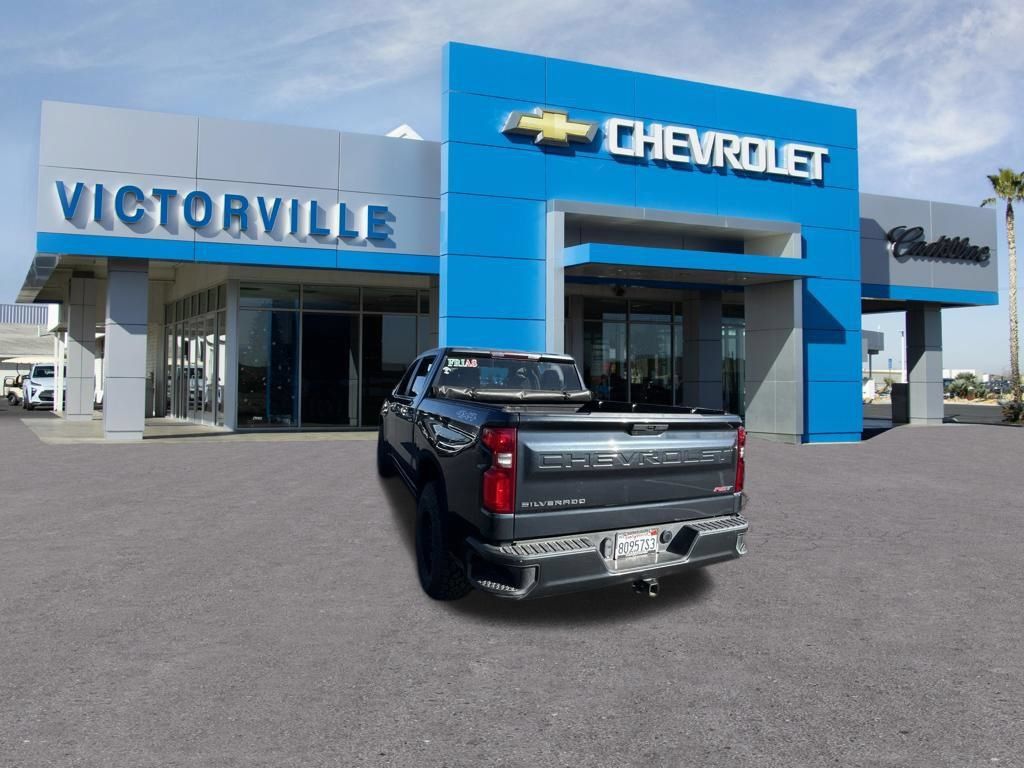 Used 2021 Chevrolet Silverado 1500 RST w/ Bed Protection Package AWD/4WD image 8