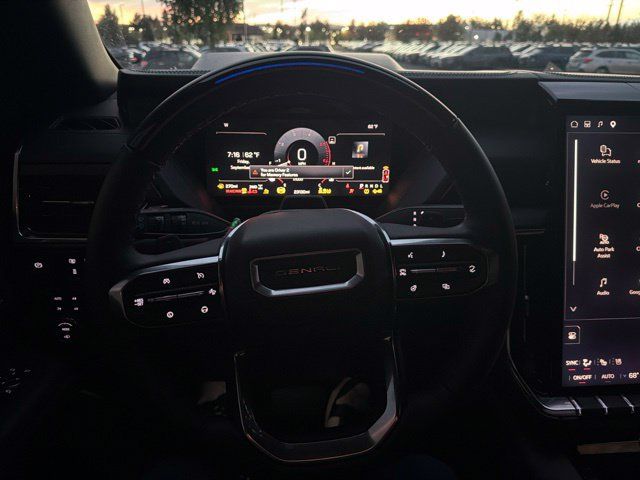 Used 2026 GMC Yukon Denali w/ Denali Reserve Package AWD/4WD image 2