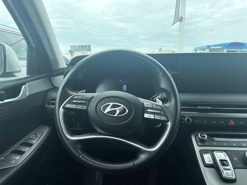 Used 2025 Hyundai Palisade SEL FWD image 11