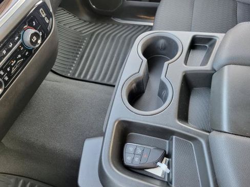Used 2024 Chevrolet Silverado 1500 LT AWD/4WD image 20