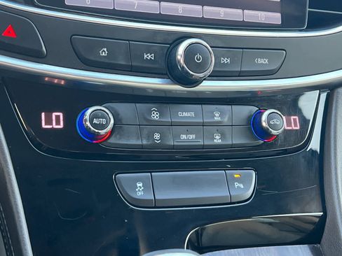 Used 2019 Buick LaCrosse Preferred image 20