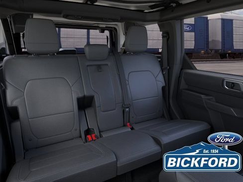 New 2026 Ford Bronco Badlands w/ Black Appearance Package AWD/4WD image 11