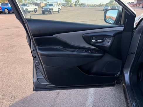 Used 2022 Nissan Murano SL w/ SL Moonroof Package image 22