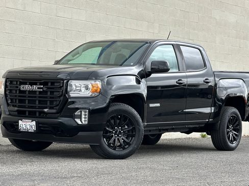 Certified 2022 GMC Canyon Elevation w/ Trailering Package RWD image 8