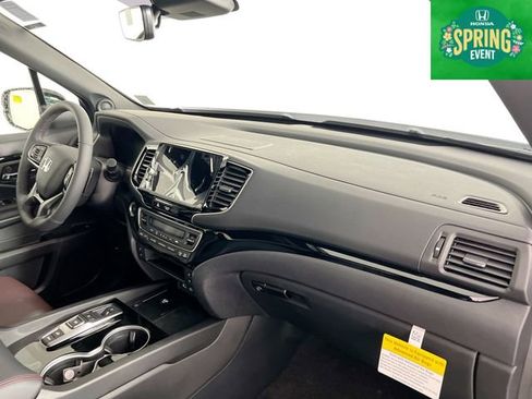 New 2026 Honda Ridgeline Black Edition image 29