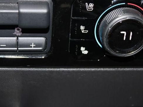 Used 2024 Chevrolet Silverado 1500 ZR2 w/ Technology Package image 36